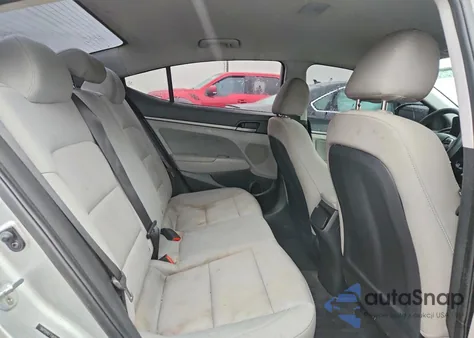 2018 Hyundai Elantra Sel из США, поврежденный, VIN 5NPD84LF7JH252379